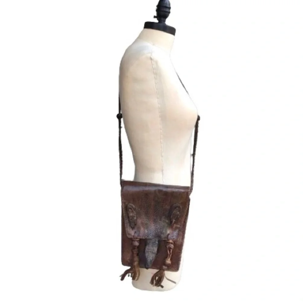 Vintage Exotic Lizard Head Feet Leather Handmade Crossbody Bag